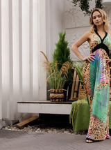 Melissa Baby Smiles Flirtatiously And Shows Shaved Pussy And Sexy Booty