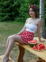 Rokki Her Mouthwatering Curves Sure To Whet Your Appetite photo 00