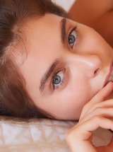 Foxy Alissa Tempts With Her Radiant Joy As She Succumbs To Pleasure On The Bed photo 20