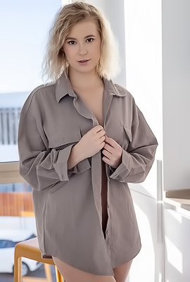 /Casey Easing Two Fingers Between Her Slick Folds To Explore Her Inner Heat