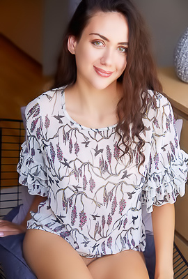 Vixi Rafi Captivating Czech Beauty Parts Her Slender Thighs