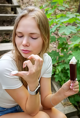 /Latvian Blonde Luise Streaks Along Its Glossy Shaft