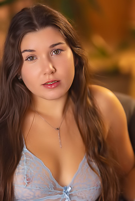 Chloe Lapiedra Sharing Her Erotic Pleasure Without Inhibition