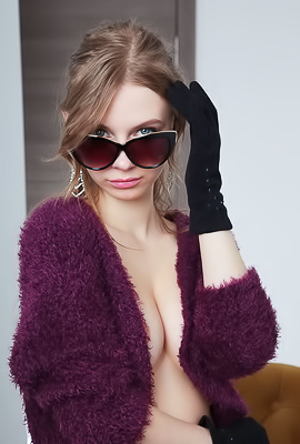 Nasty Young Kitty Siya