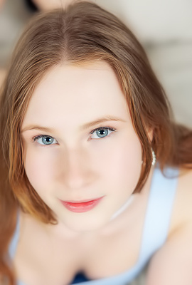 Lovely Holes Of Zuzanna