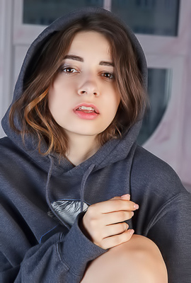 Elle Mira Naughty Babe