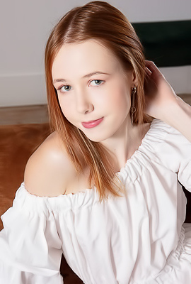 Lila Rose Naked And Parting Her Porcelain-pale Thighs Flirtatiously