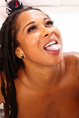 Wild Sexual Tension as Cali Sweets Squeals Around Open Mouthed Cum Shots
